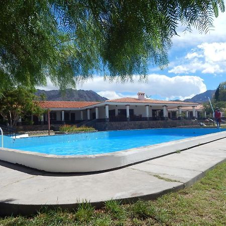 Готель Hosteria Municipal De Angastaco Екстер'єр фото