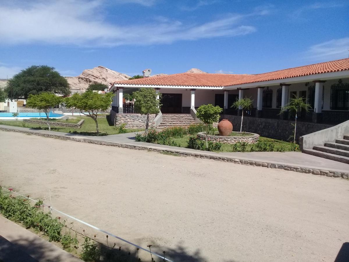 Готель Hosteria Municipal De Angastaco Екстер'єр фото